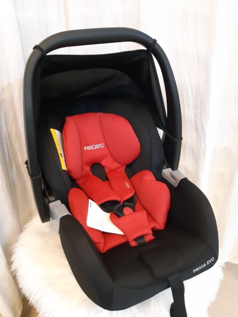 recaro privia evo