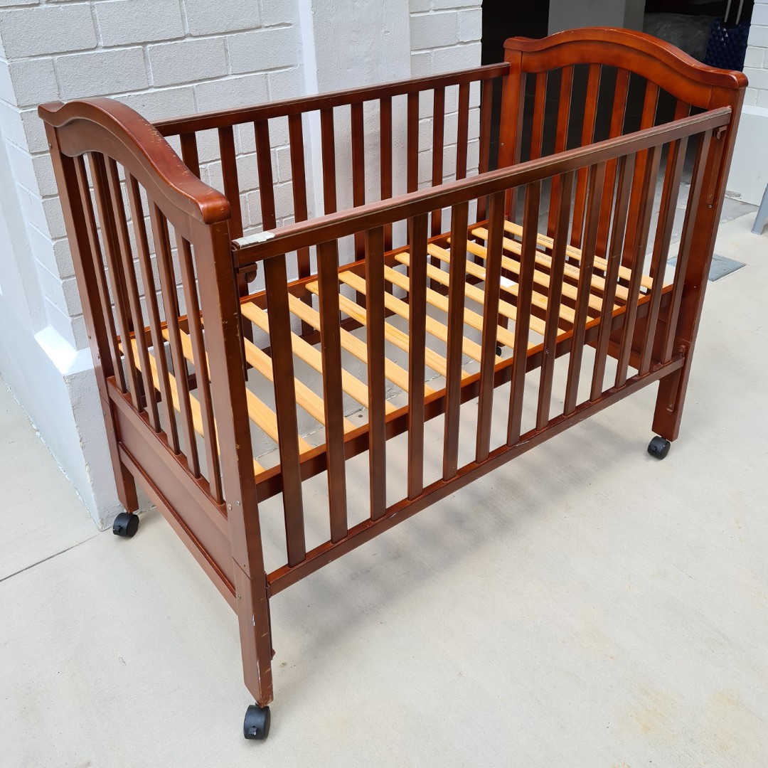 Regine Cot (New Zealand) baby bed, Babies & Kids, Baby Nursery & Kids