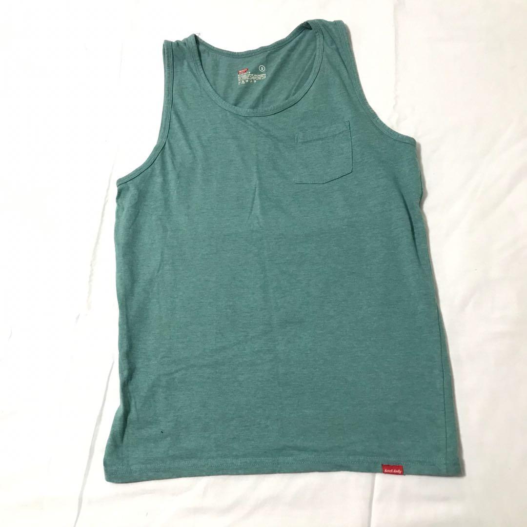 Small BENCH BODY Men's Tank Top (Category: Activewear) located in Pasig City. Submitted by busybeee (Listing ID 1021303415, Image 2). Description: Shade of green 60% combed cotton #makethebest1.