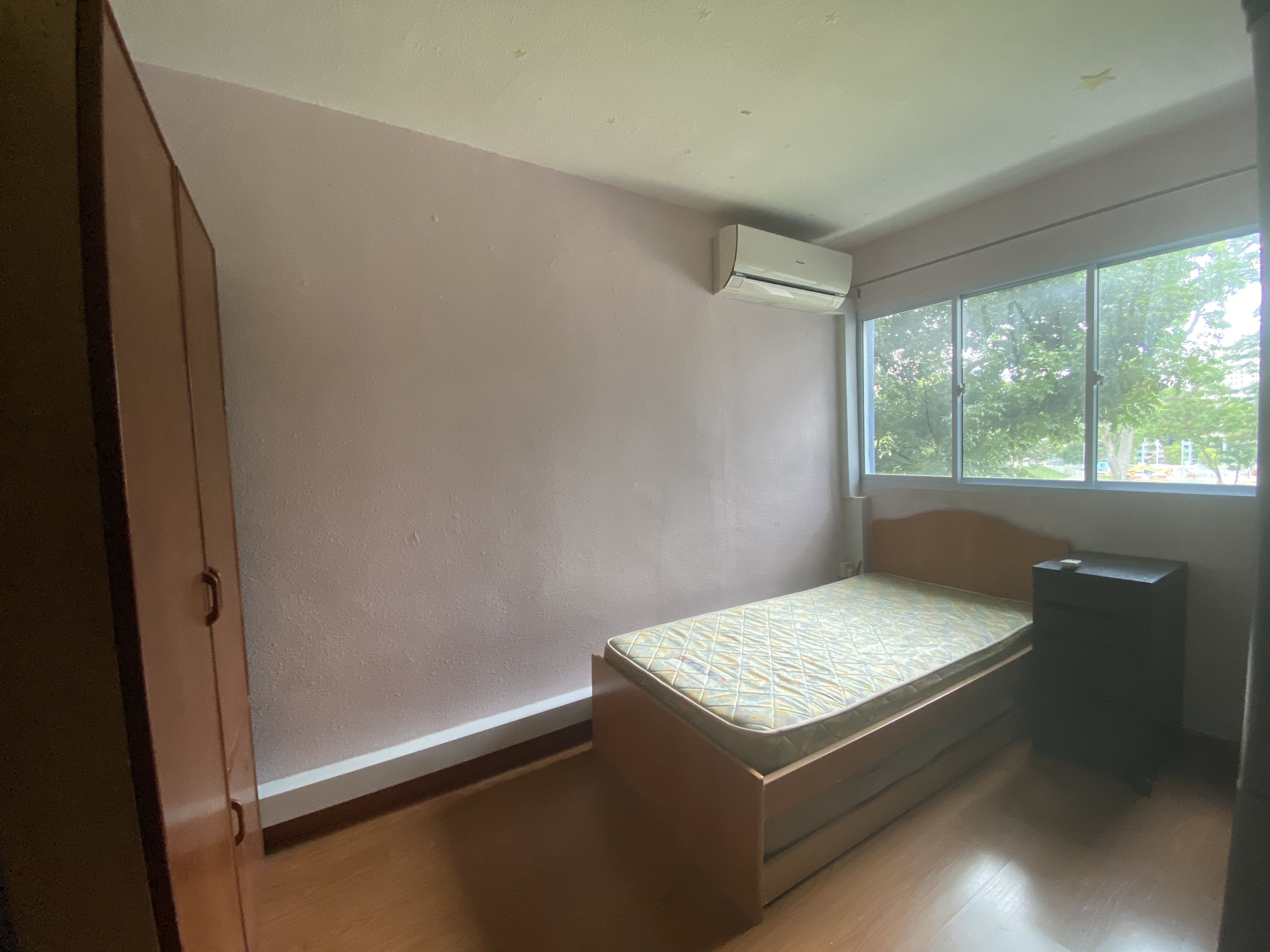 (Category: ) located in . Submitted by tref8 (Listing ID 1020252755, Image 1). Description: .