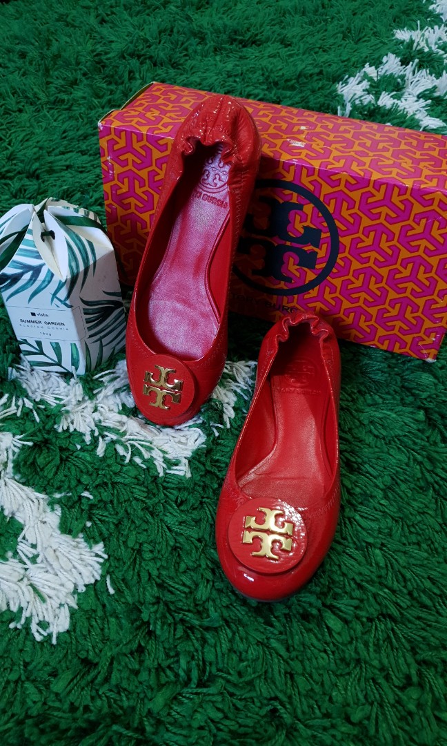 size tory burch flat shoes