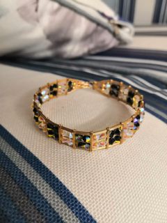 (Category: ) located in . Submitted by irfan400 (Listing ID 1021772758, Image 1). Description: .
