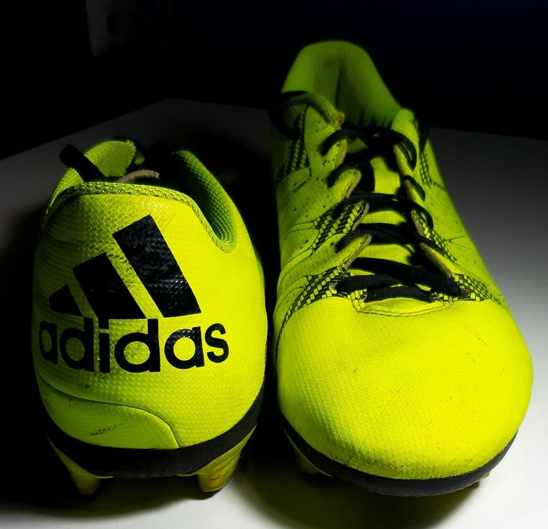 adidas football shoes under 2500
