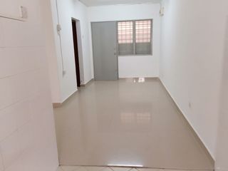 (Category: ) located in . Submitted by xinni_l (Listing ID 1021549539, Image 1). Description: .
