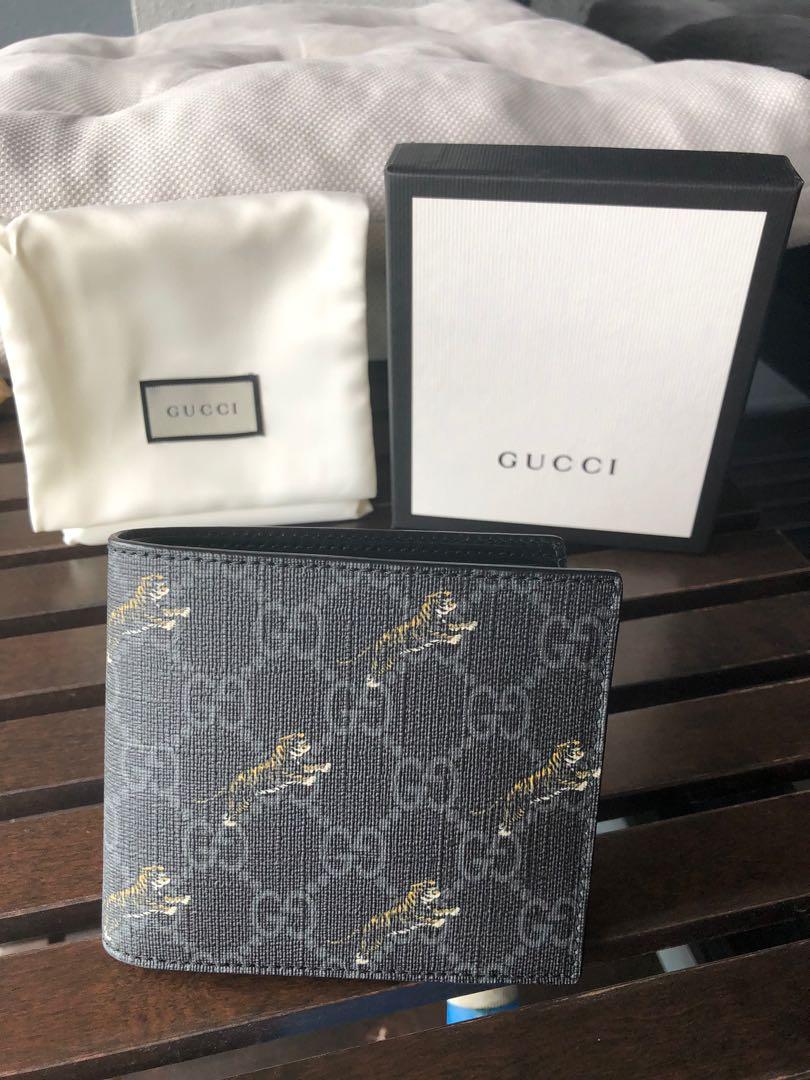 Gucci GG Coin Wallet With Tiger Print in Black for Men