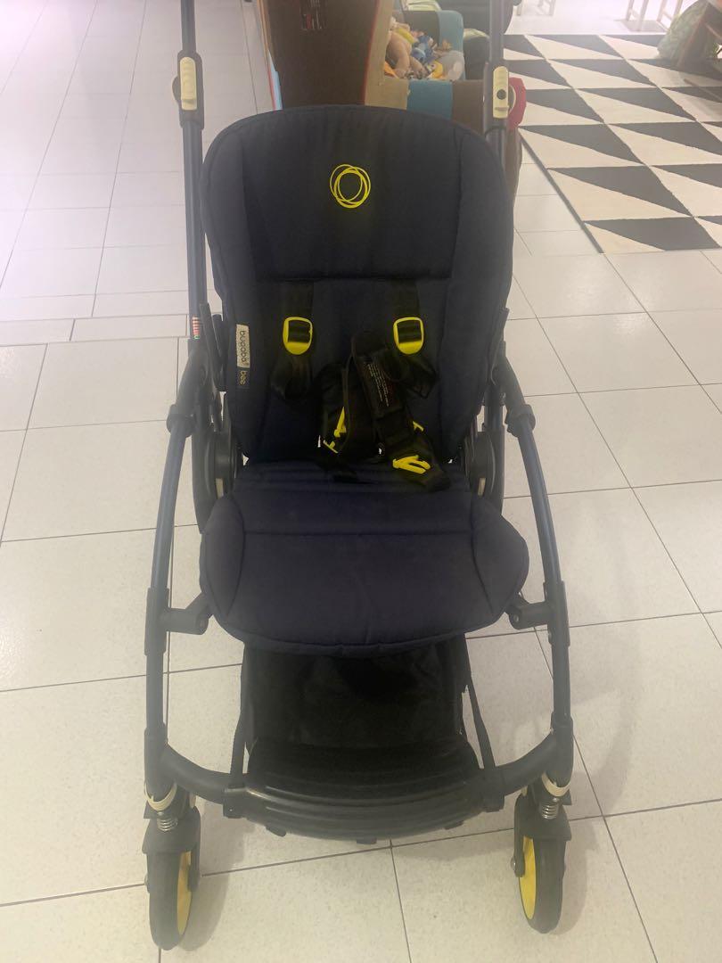 stroller with step board