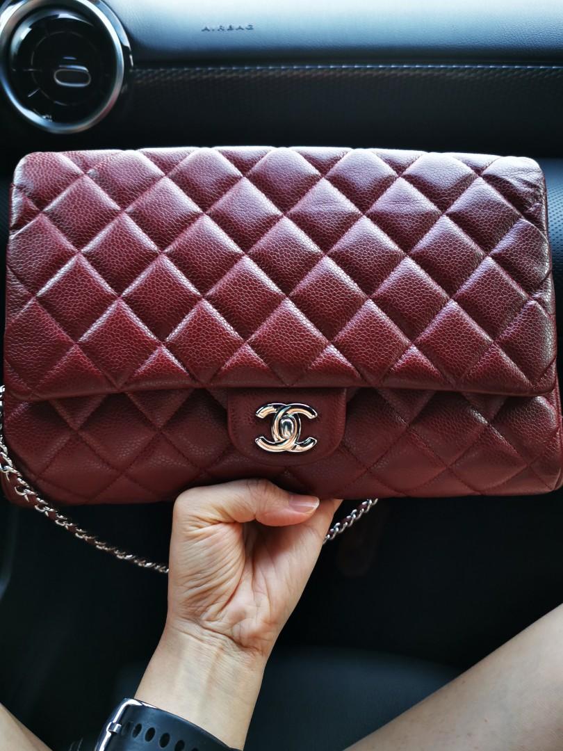 chanel classic flap clutch