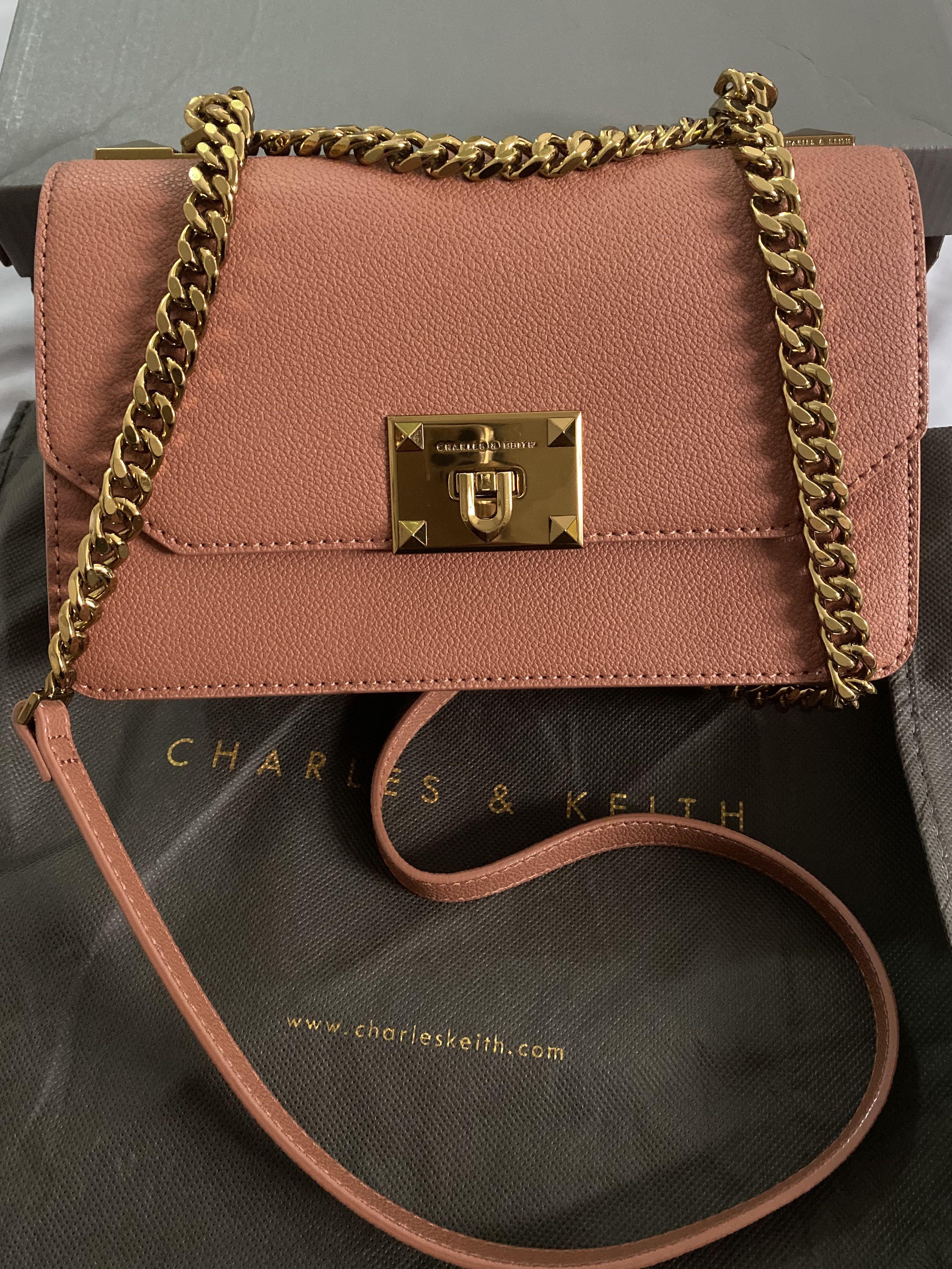harga clutch charles and keith