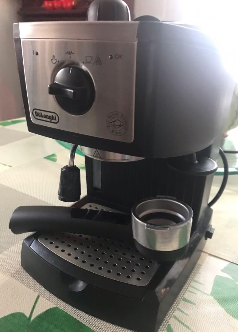 DeLonghi espresso machine coffee 咖啡機 EC155, 家庭電器, 廚房電器, 咖啡機及咖啡壺 Carousell