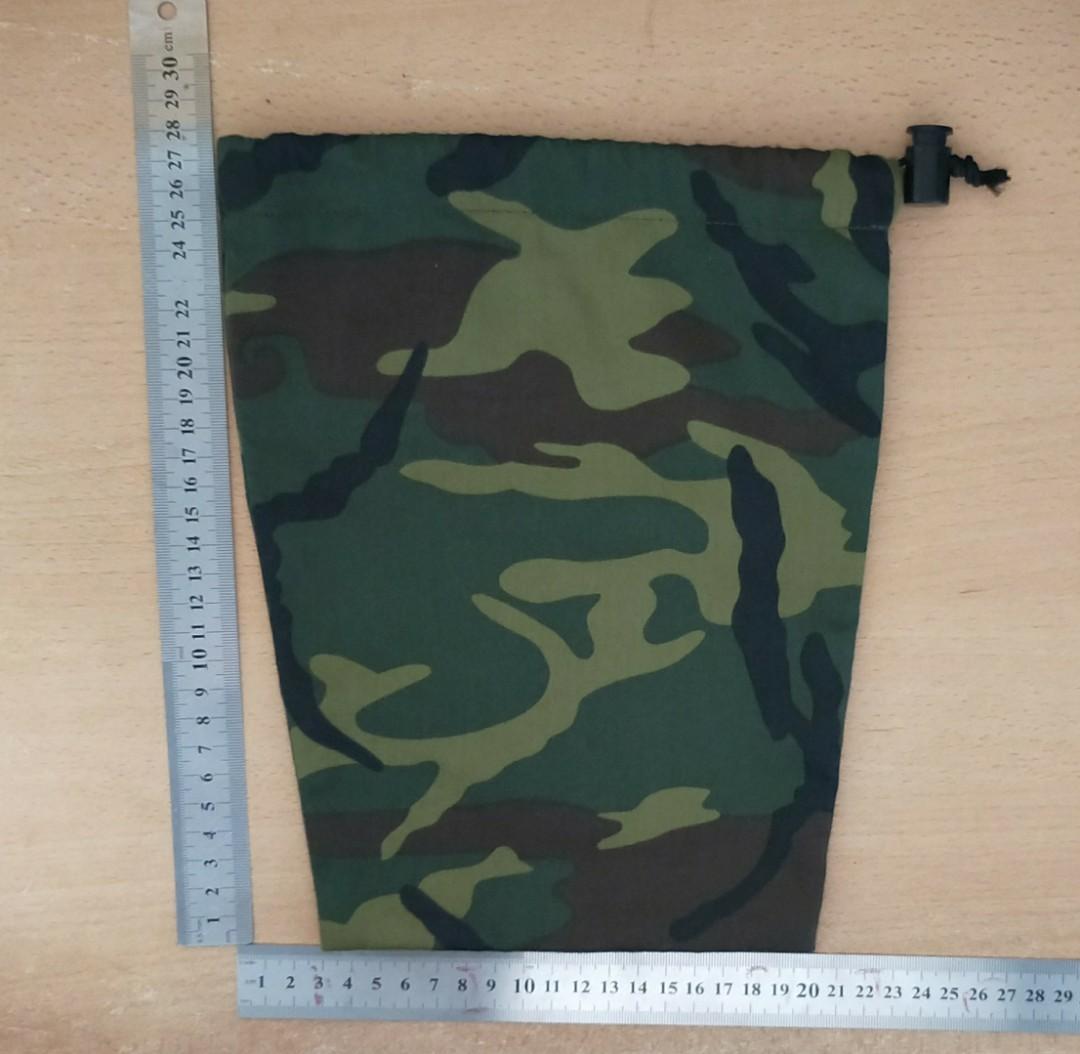 Drawstring Pouch (Category: Sling Bags) located in Singapore. Submitted by nsfw69 (Listing ID 1021670713, Image 1). Description: ===== FAST DEAL NOW @ $2 ===== *** PLEASE READ DESCRIPTION *** >> Color: Camo. >> Size: 1) Length: 27 cm 2) Width: 20 cm >> Cool And Sleek Design. >> Able To Keep Power Banks, USB Cable, Coins, Notes, Cards, Etc. >> Currently Have 4 In Stock At $2 Each. >> Best Deal 4 @ $6. >> Compatible With: https://carousell.com/p/10