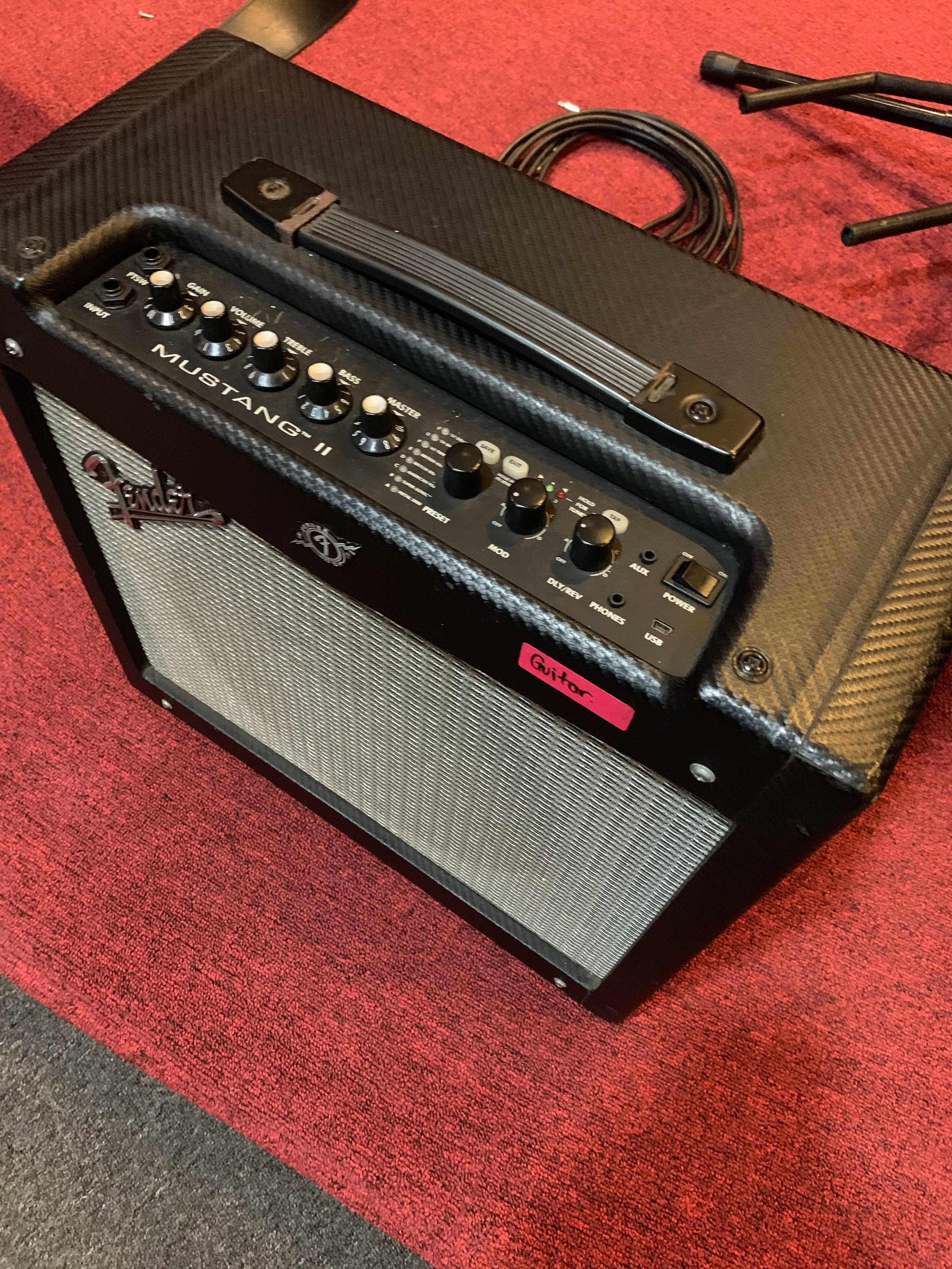 Fender Mustang II V2 40 watt 1x12 Modeling Guitar Combo Amplifier
