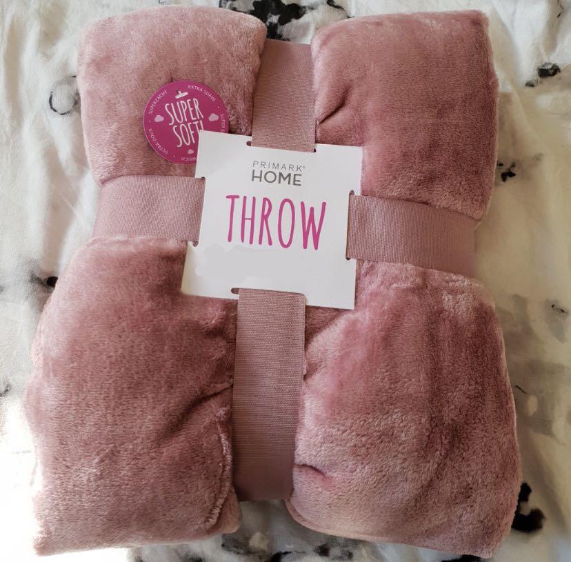 FREE POSTAGE Primark Pink Throw