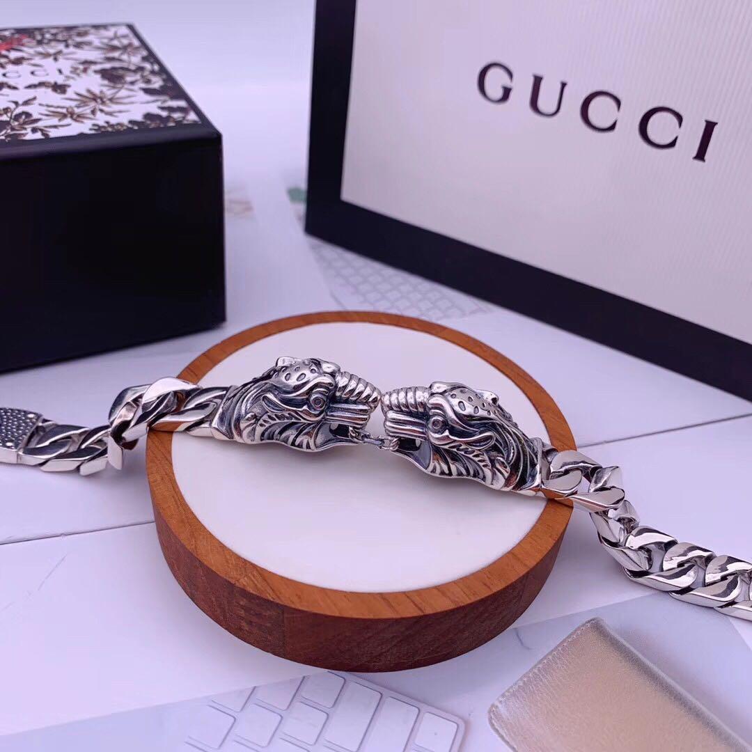 Gucci store bracelet tiger
