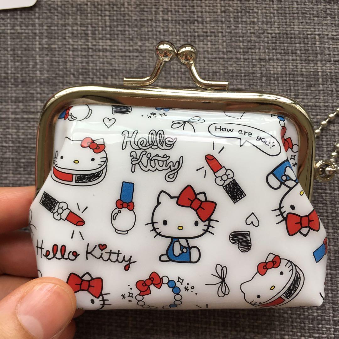Hello Kitty Doraemon Vinyl Clasp Small Coin Pouch Women s