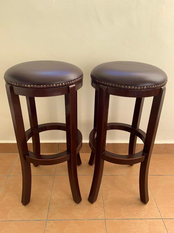 Heritage raffles hotel bar stools., Furniture, Tables & Chairs on Carousell