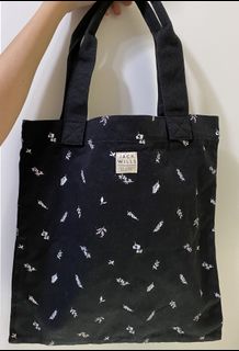 （分類：）位於 。 由 ineedmorespaceee 提交（商品編號 1021794066，圖片 1）。簡介： 。