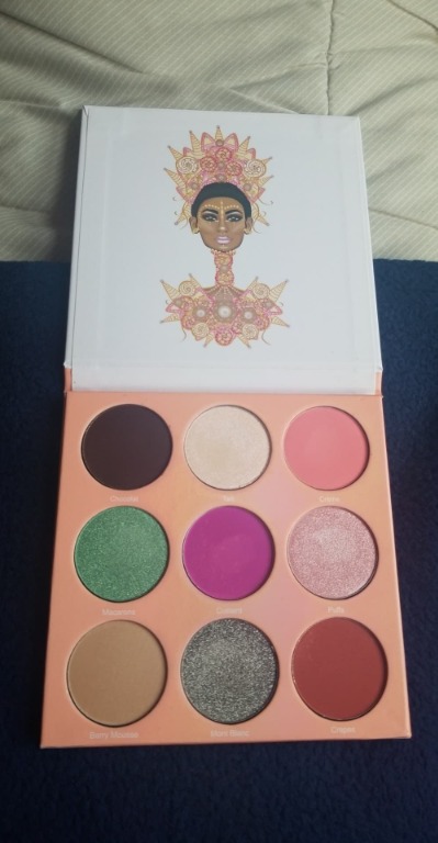 Juvia's Place - The Douce Eyeshadow Palette