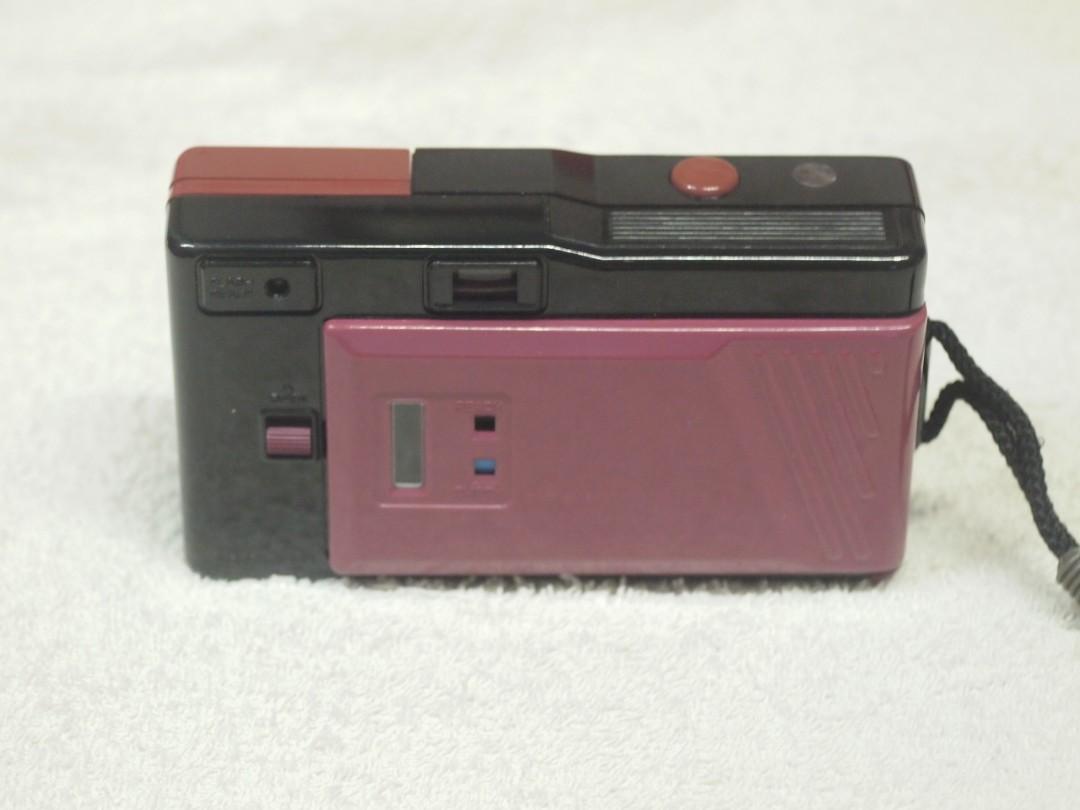 le clic 35mm film camera (Category: Cameras) located in Manila. Submitted by ultimogizmos (Listing ID 1021640102, Image 3). Description: le clic 35mm film camera good as new complete w box last price no swap.
