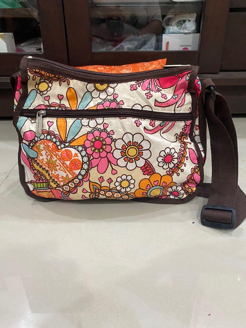 Lesportsac colette sales messenger bag