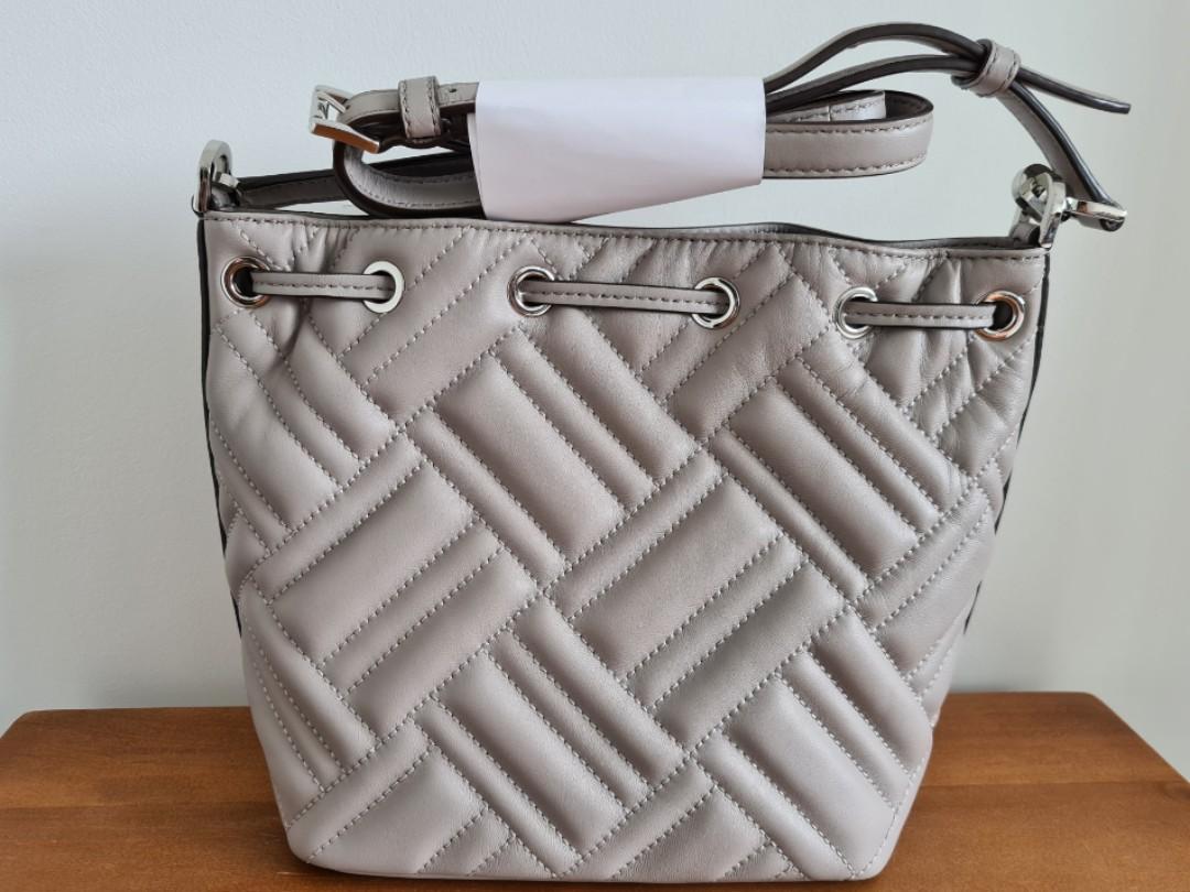 mk peyton bucket bag