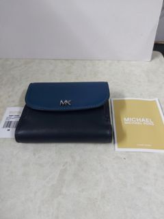 （分類：）位於 。 由 dickychan9855 提交（商品編號 1021703527，圖片 1）。簡介： 。