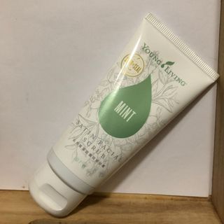 （分類：）位於 。 由 lia_kk 提交（商品編號 1021790102，圖片 1）。簡介： 。