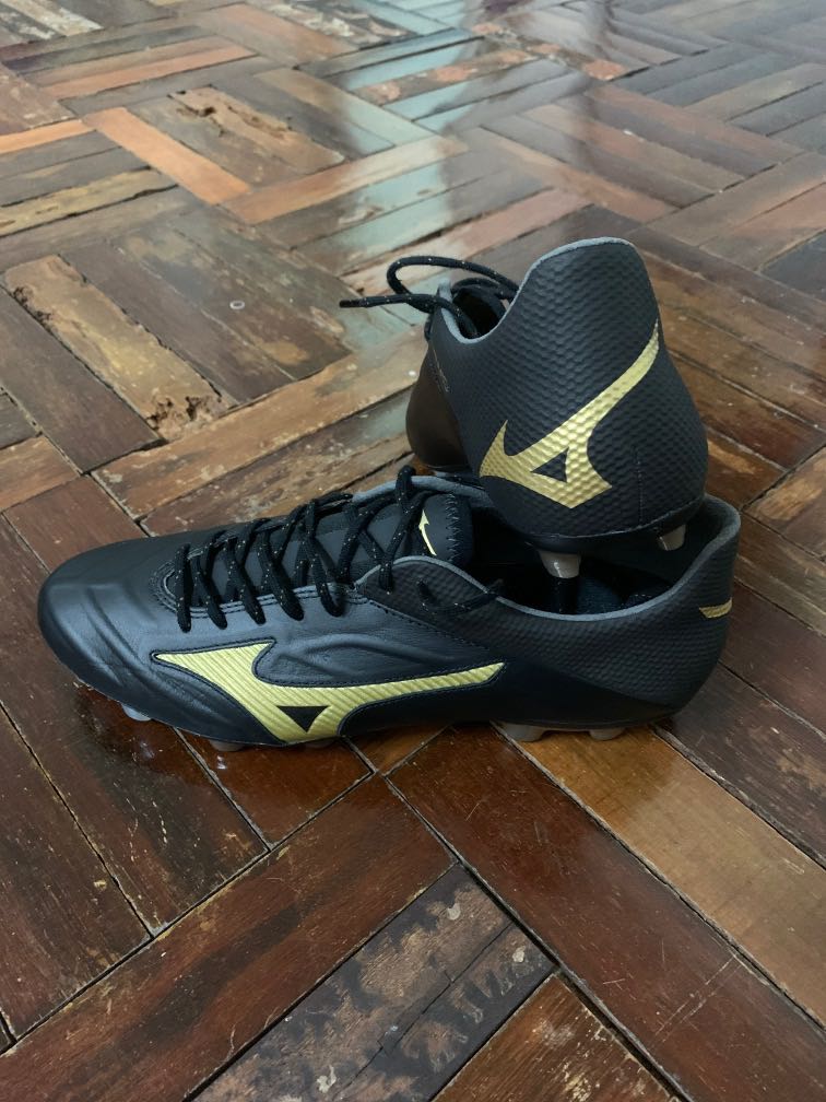 Mizuno Rebula 2 V1 first grade Indonesia football boots Men s