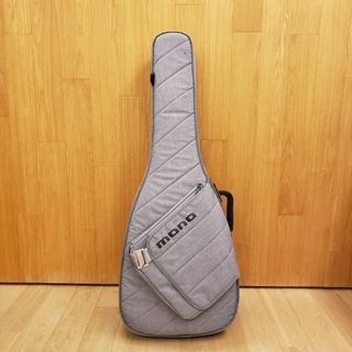 （分類：）位於 。 由 bl.guitar 提交（商品編號 1021582130，圖片 1）。簡介： 。