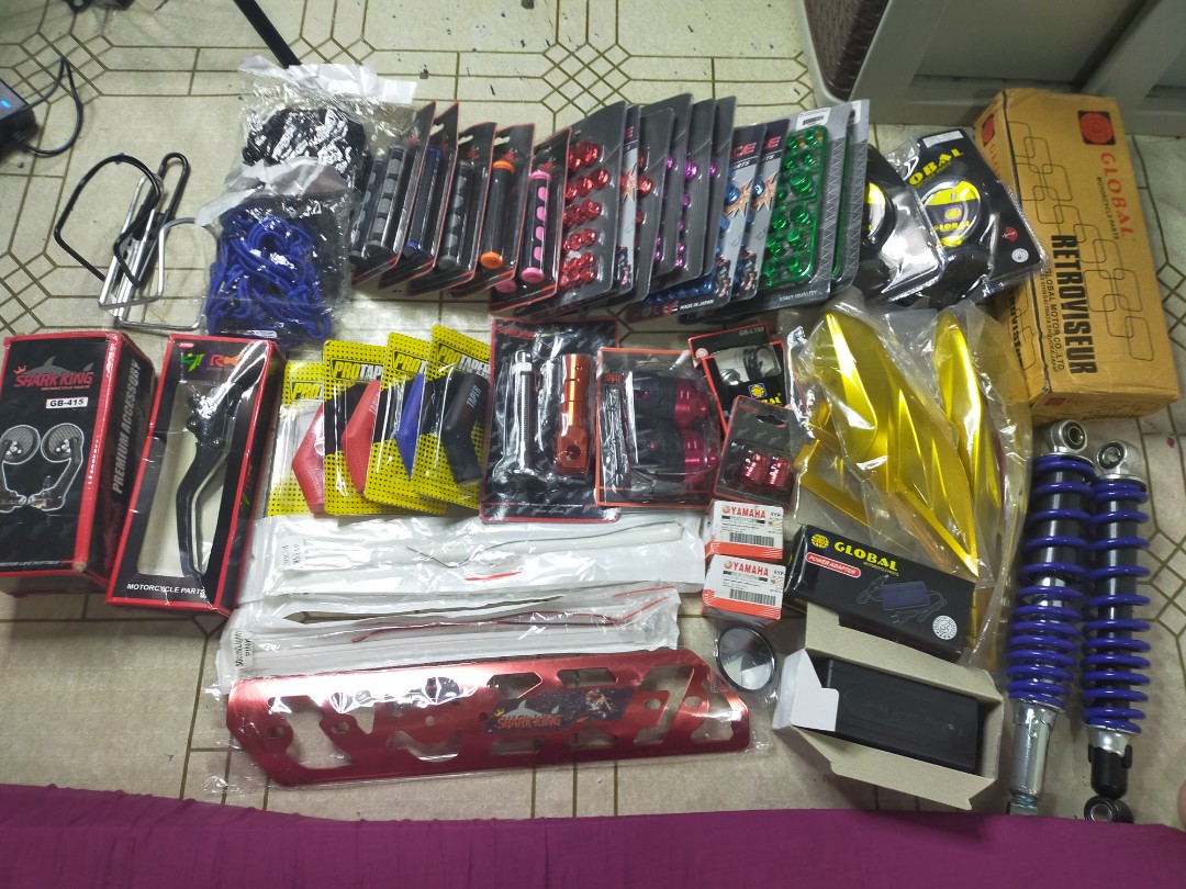 Lalabag & jacket w/ free cover 2x, Motorbikes, Motorbike Parts &  Accessories, Other Motorcycles Parts and Accessories on Carousell