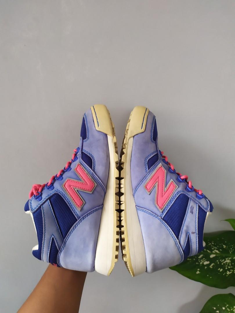 new balance 710 blue