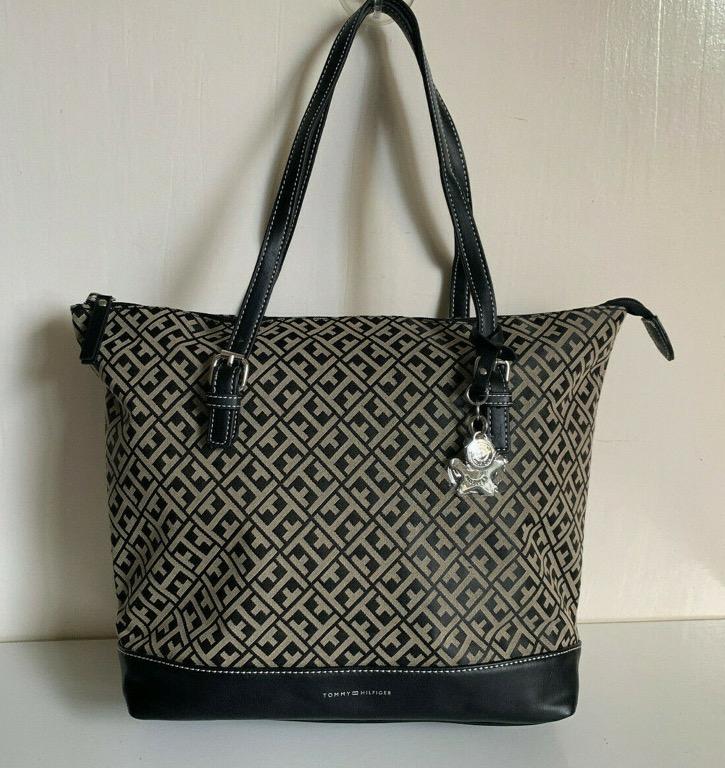 tommy hilfiger black leather purse