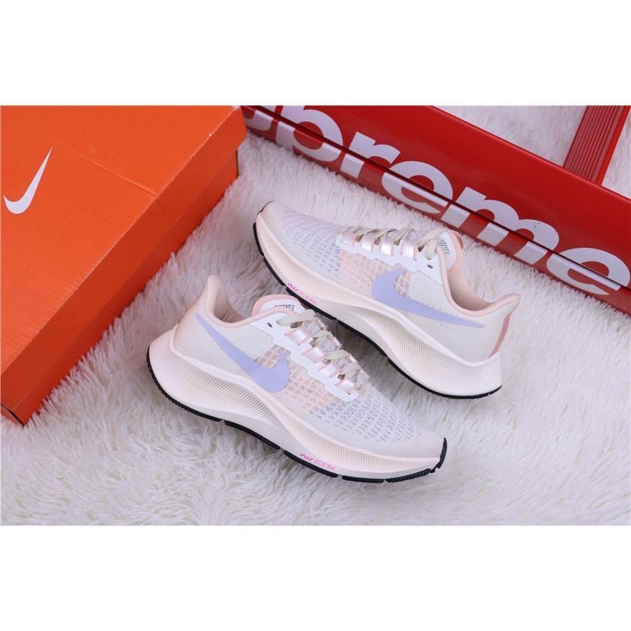 light pink running shoes womens