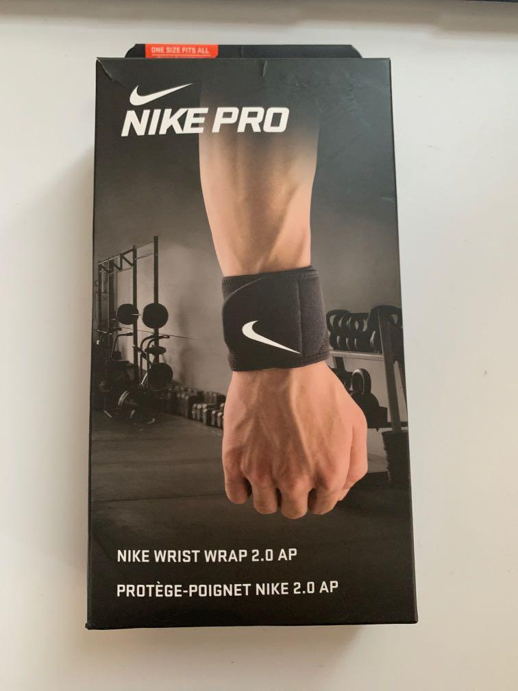 nike pro wrist wrap 2.0