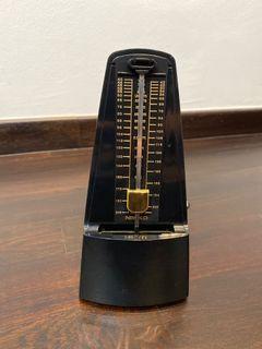 Nikko Metronome model 226