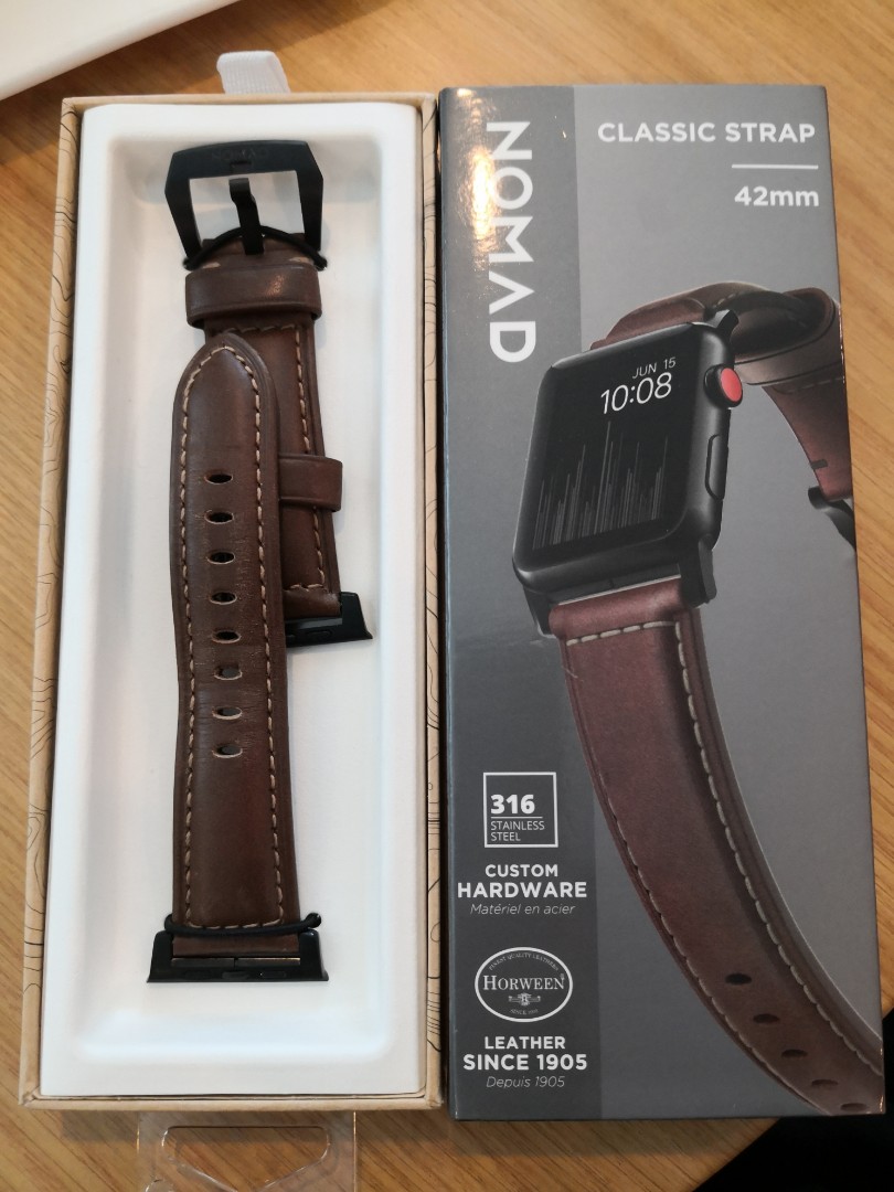 Nomad classic strap for apple watch