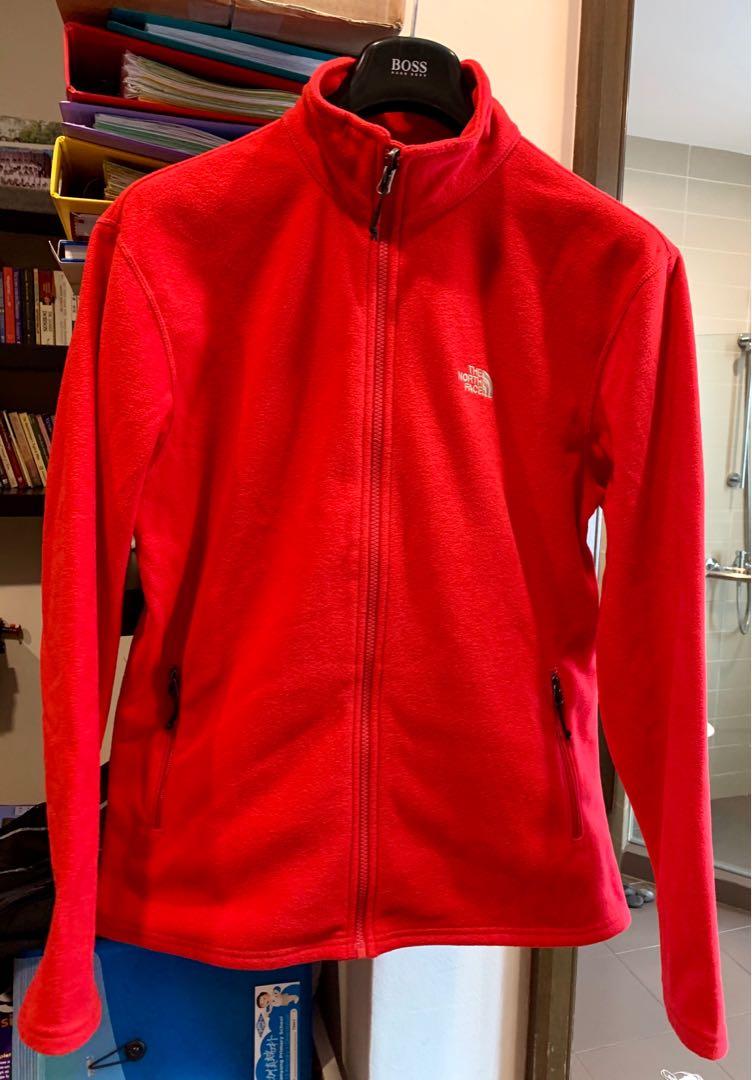 The north face fleece red 2025