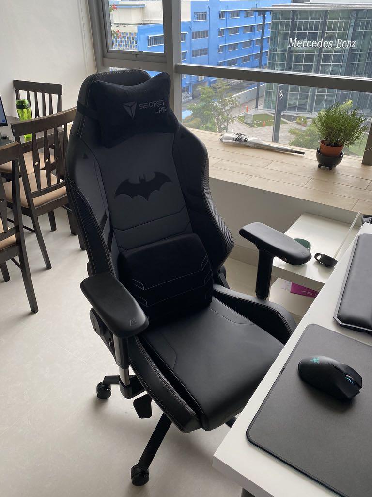 Omega best sale batman chair