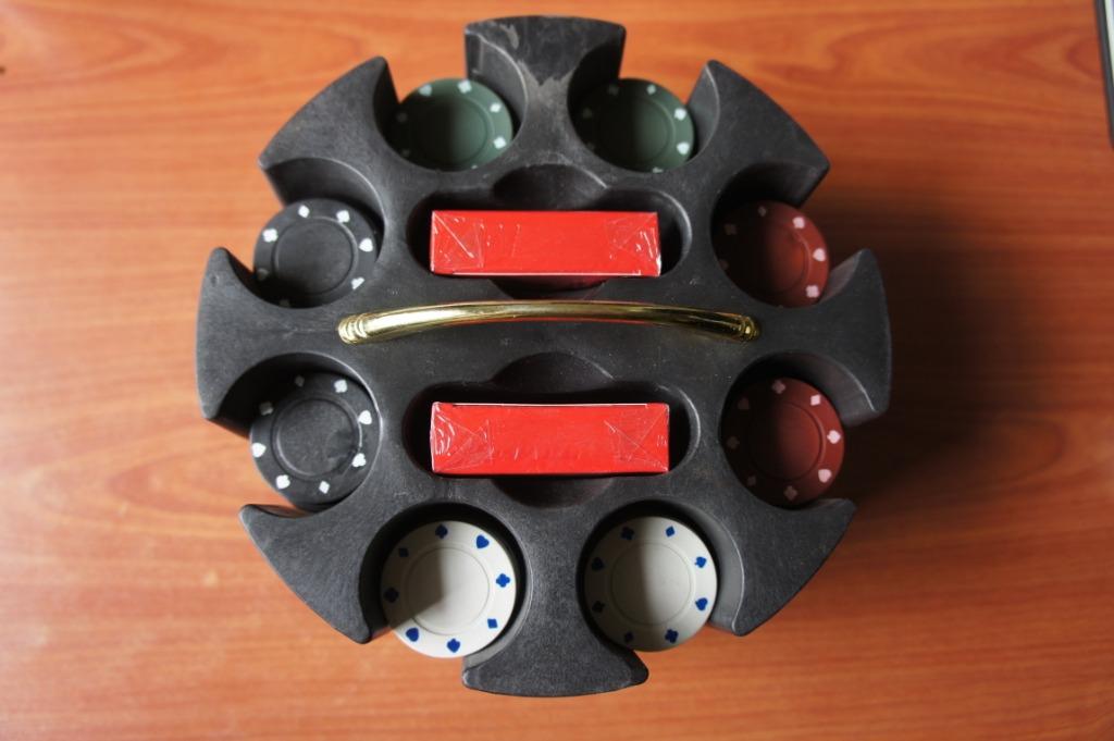 Revolving Poker Chip Rack + Poker Chips, Hobbies & Toys, Toys & Games