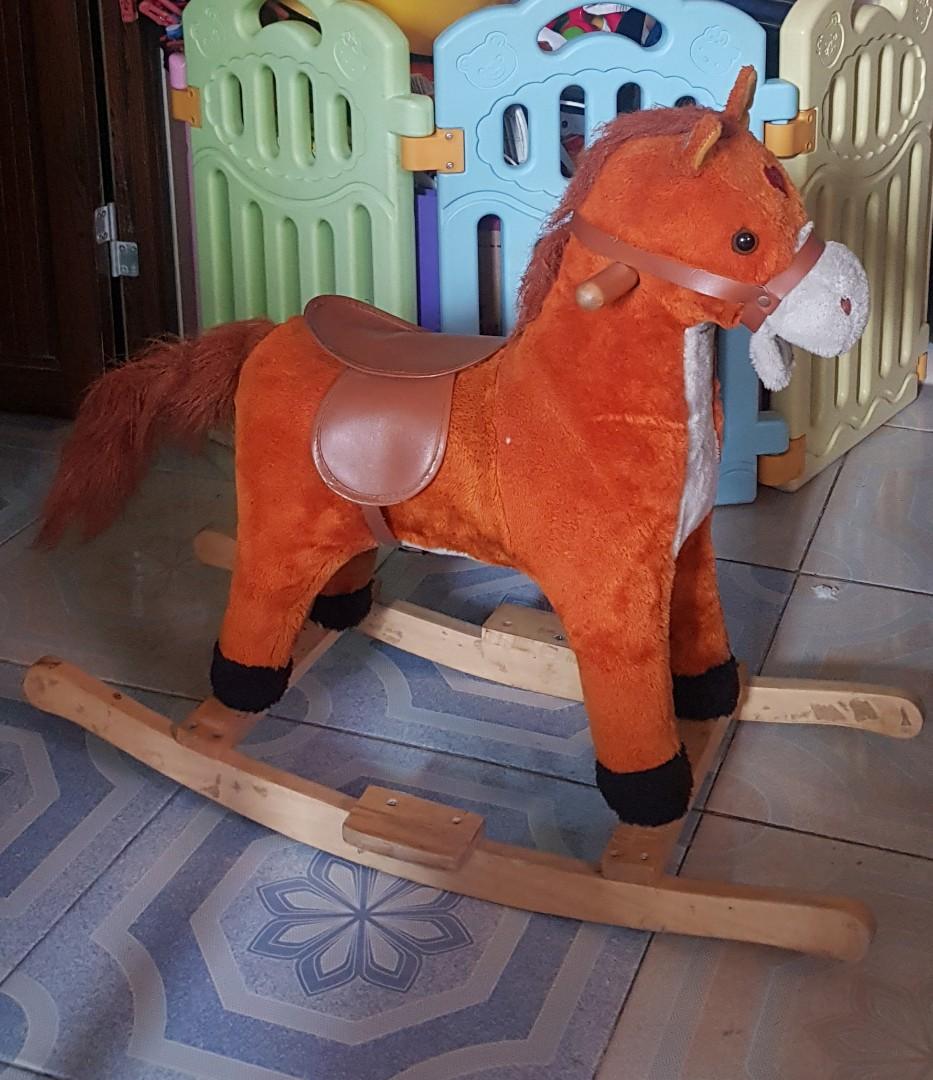 sound and light rocking horse