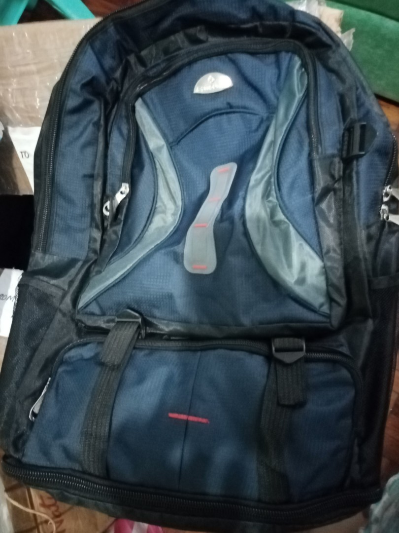 samsonite hiking backpack