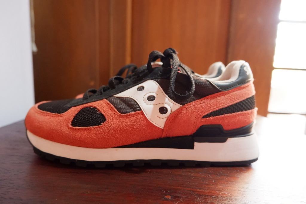 saucony cross trainers