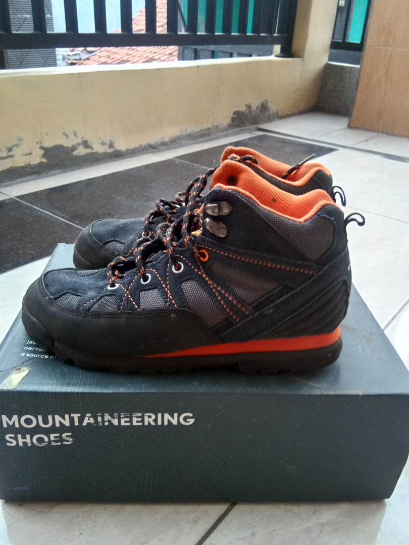 Sepatu Gunung Eiger Fesyen Pria Sepatu Lainnya Di Carousell