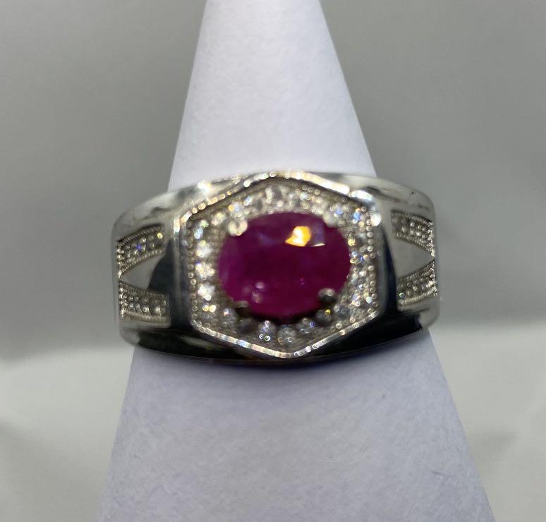 Silver Men Ruby Ring (Category: Jewelry) located in Johor Bahru. Submitted by globalstuff (Listing ID 1021631124, Image 1). Description: Silver 925 Men ring with 0.8 ct Ruby Size 20 mm Interested party may dm We will ship through DHL Interested party may dm .