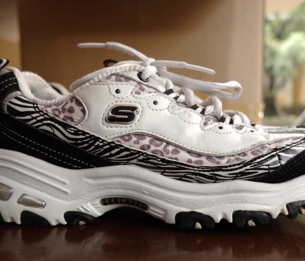 sketchers chunky shoes