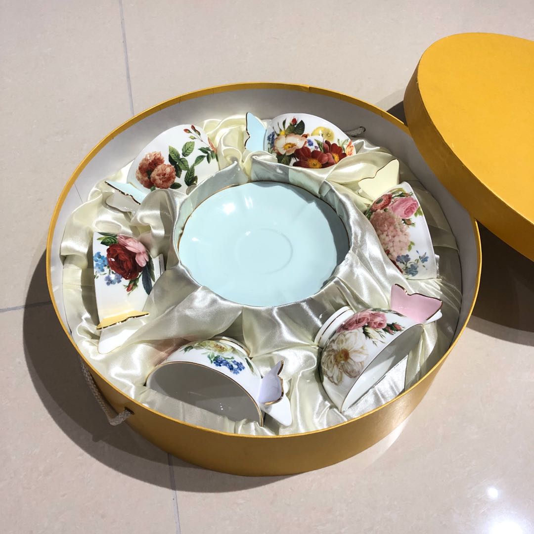 Stechcol Tea Set 12pcs fine bone china, Furniture & Home Living, Kitchenware & Tableware