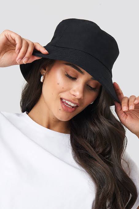 Stradivarius black bucket hat with ties Women s Fashion Watches