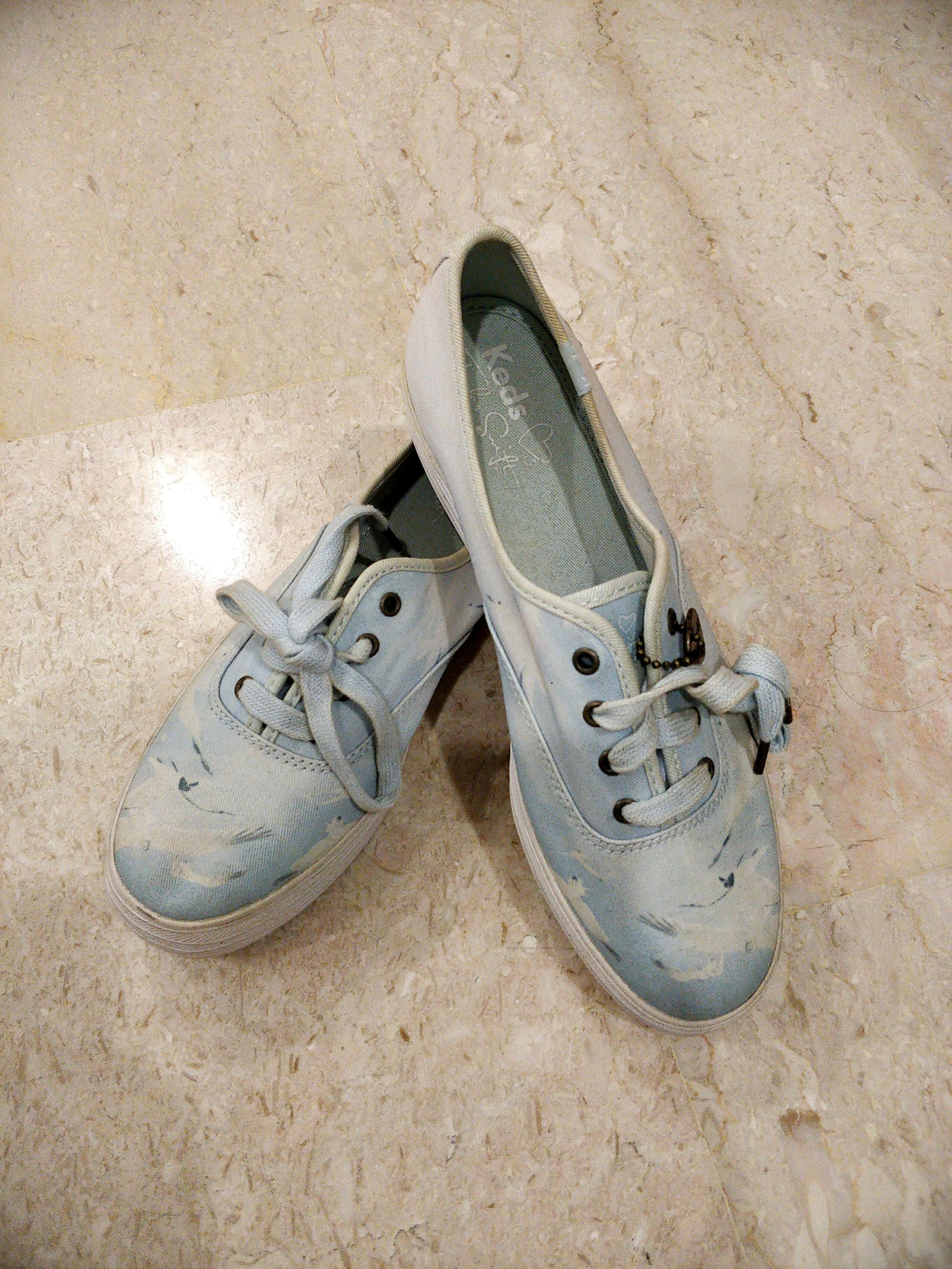 Well outlet worn keds