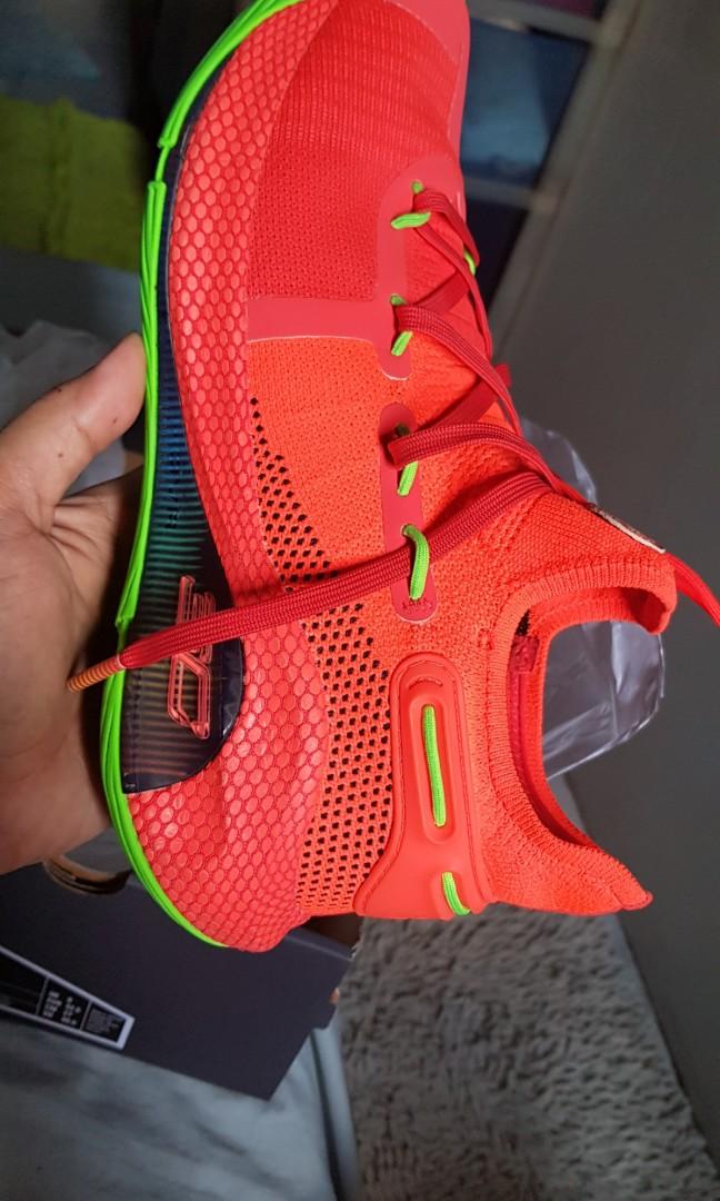 Under armour curry 6 roaracle top