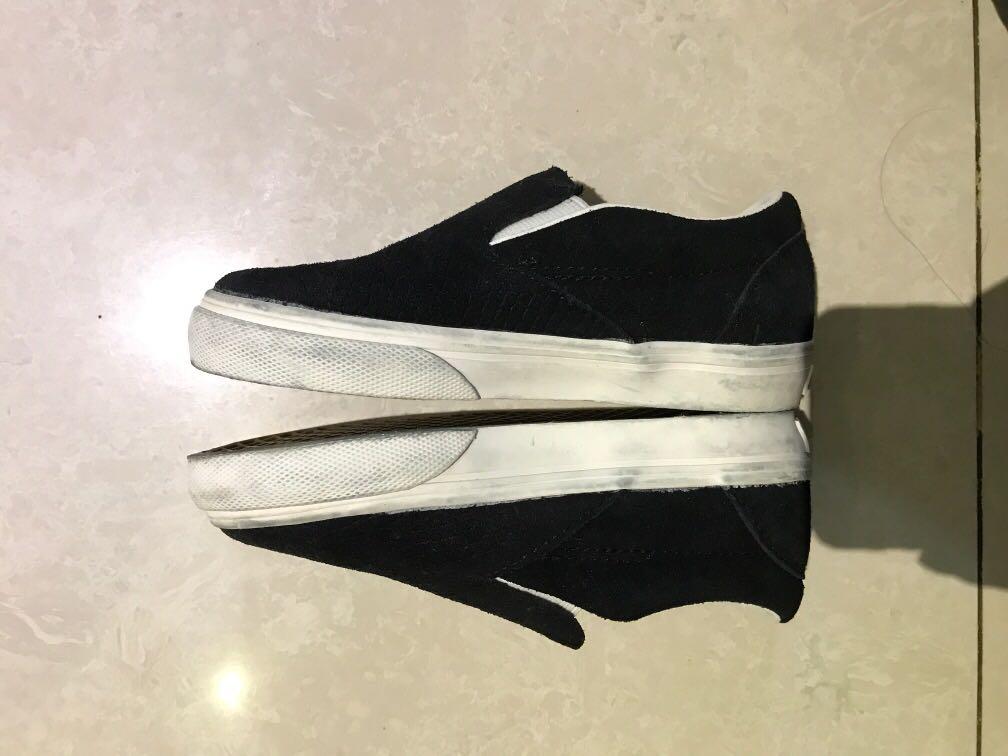 Vans slip-on (snake skin) size US10, Babies \u0026 Kids, Babies \u0026 Kids Fashion  on Carousell
