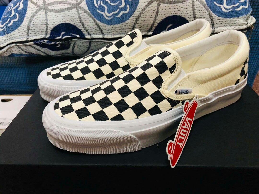 Vans checkered outlet vault
